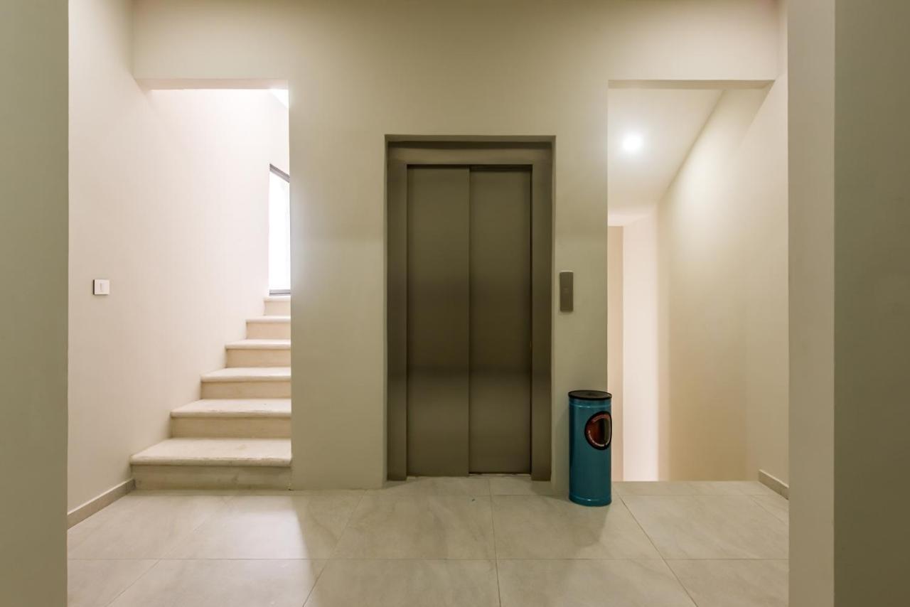 Aparthotel Torre 42 Playa Del Carmen By Lockey Exterior foto