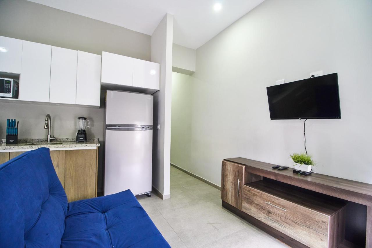 Aparthotel Torre 42 Playa Del Carmen By Lockey Exterior foto