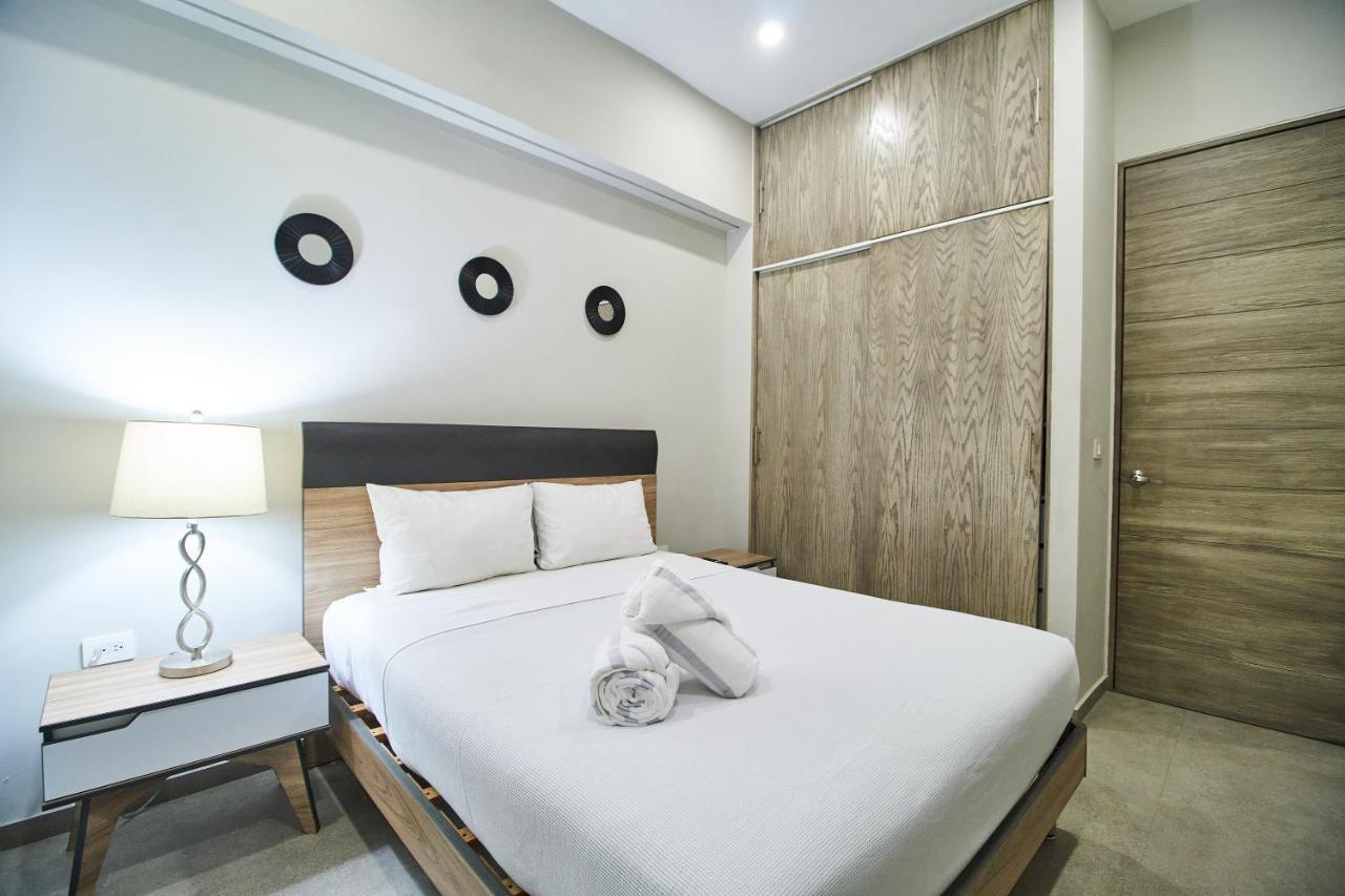 Aparthotel Torre 42 Playa Del Carmen By Lockey Exterior foto